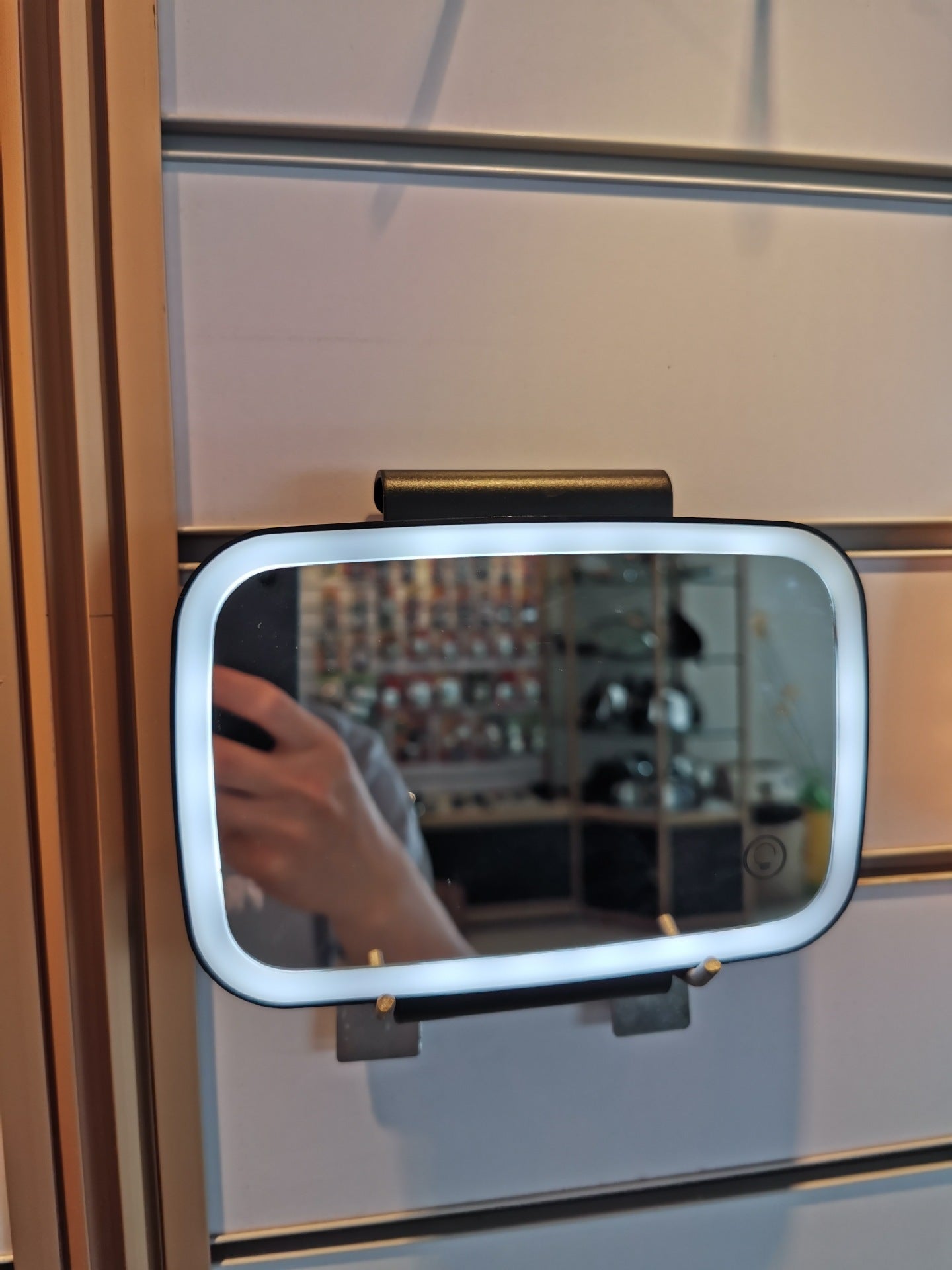 Makeup mirror LED with built-in lighting and stepless brightness adjustment.